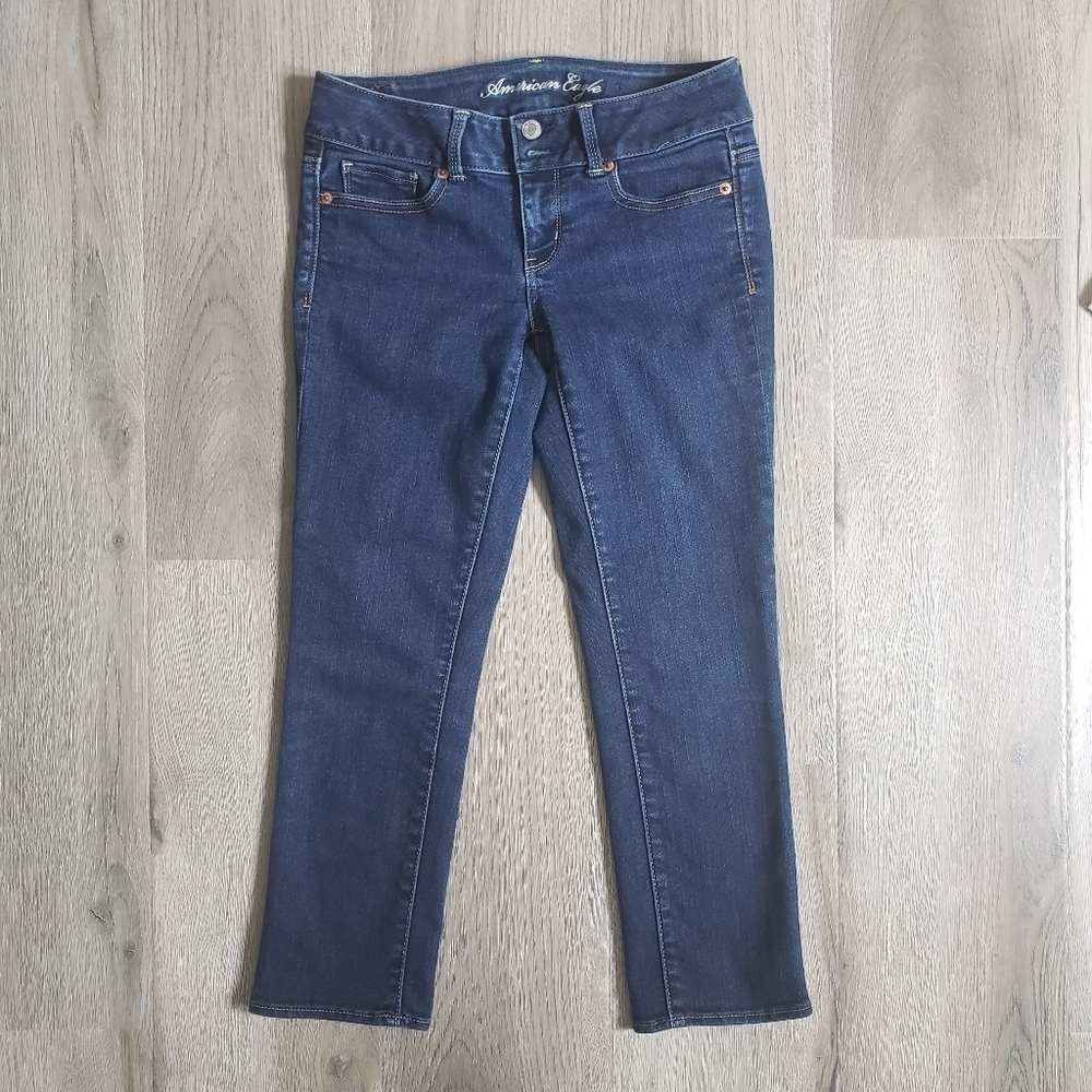 American Eagle Women's Artist Cropped Jeans Size 4